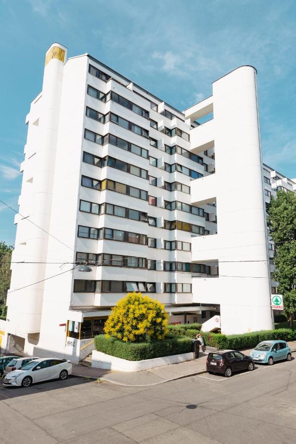 Beautiful 2-Bedroom Apartment Near Schoenbrunn เวียนนา ภายนอก รูปภาพ